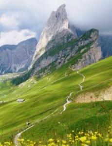 英雄花园中的白云石