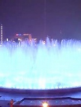 10月23日晚泉城广场音乐喷泉新景，超漂亮