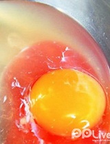 一千个鸡蛋砸脑袋是什么赶脚